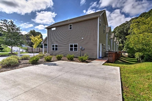 Asheville Home with 2 Patios - 10 Mins to Downtown! image 14