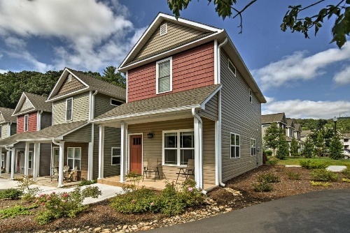 Asheville Home with 2 Patios - 10 Mins to Downtown! image 16