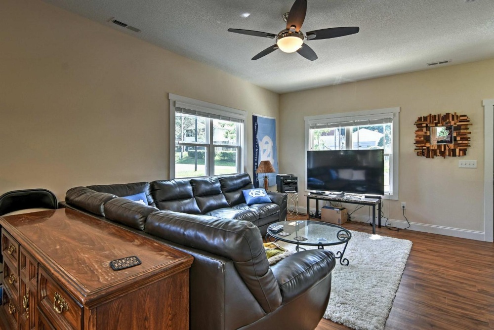 Asheville Home with 2 Patios - 10 Mins to Downtown!